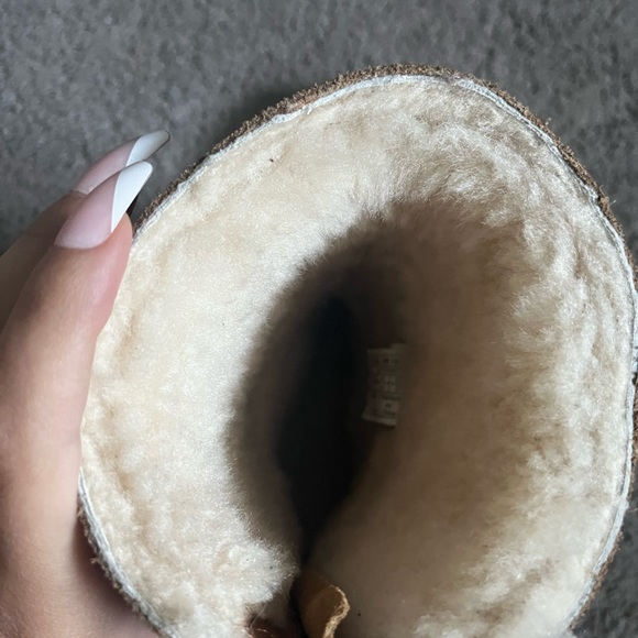 Ugg boots - Picture 5 of 6